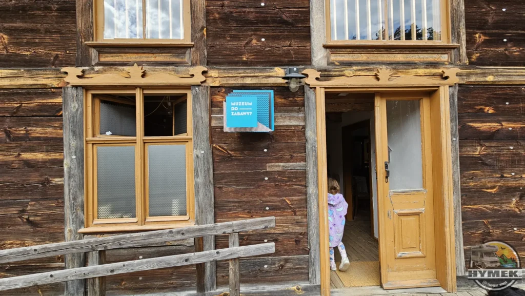 Muzeum - Kaszubski Park Etnograficzny im. Teodory i Izydora Gulgowskich we Wdzydzach - Hymek.pl