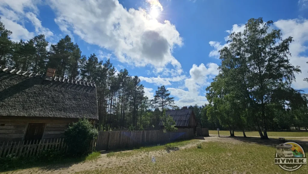 Muzeum - Kaszubski Park Etnograficzny im. Teodory i Izydora Gulgowskich we Wdzydzach - Hymek.pl