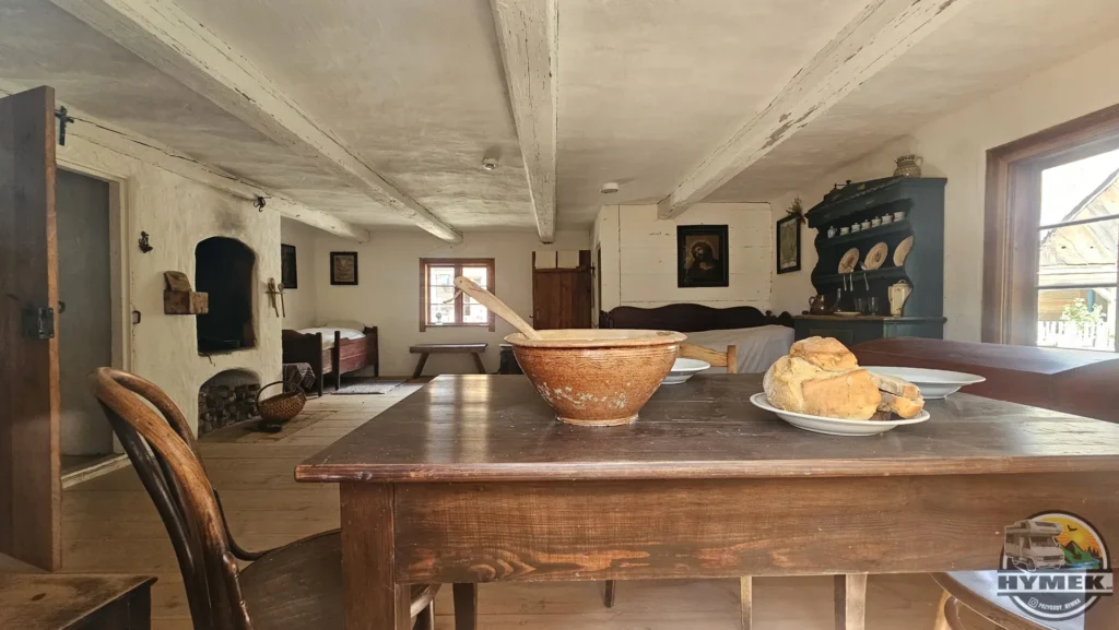 Muzeum - Kaszubski Park Etnograficzny im. Teodory i Izydora Gulgowskich we Wdzydzach - Hymek.pl