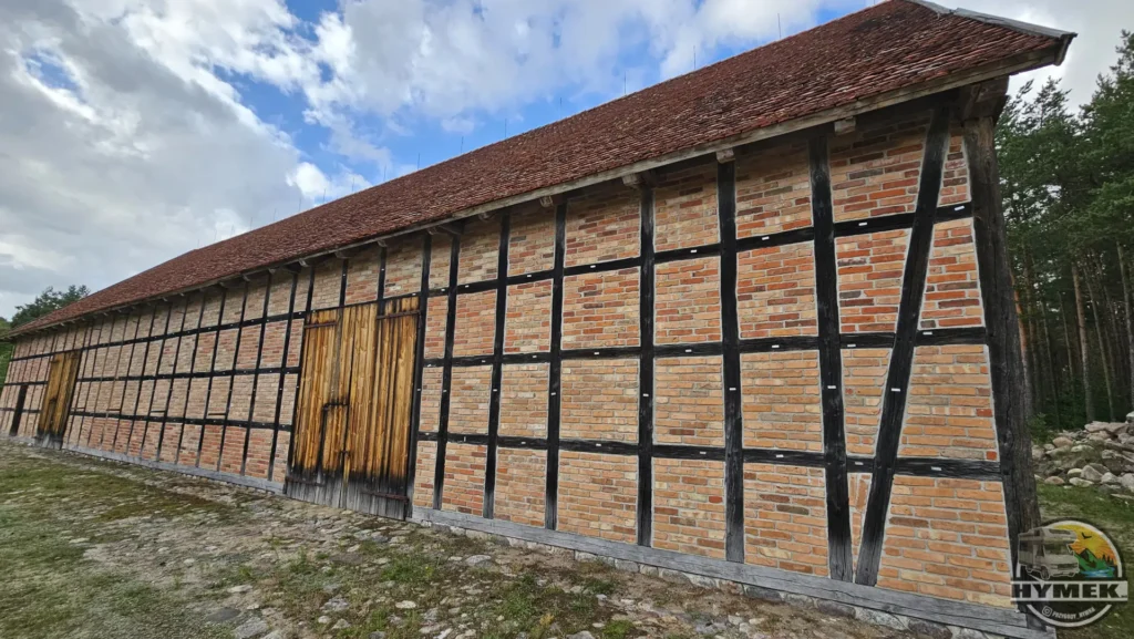 Muzeum - Kaszubski Park Etnograficzny im. Teodory i Izydora Gulgowskich we Wdzydzach - Hymek.pl