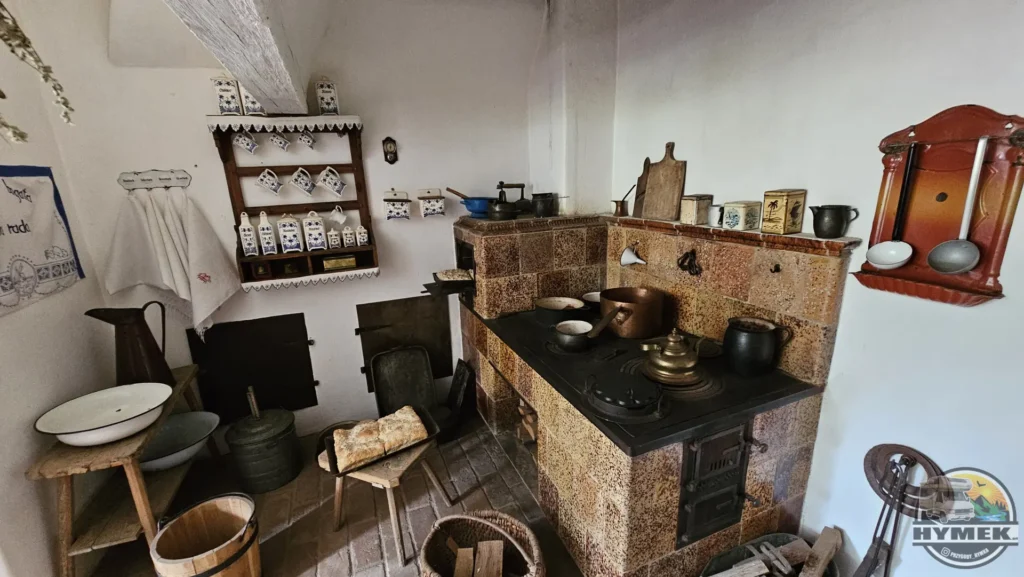 Muzeum - Kaszubski Park Etnograficzny im. Teodory i Izydora Gulgowskich we Wdzydzach - Hymek.pl