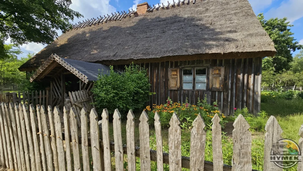 Muzeum - Kaszubski Park Etnograficzny im. Teodory i Izydora Gulgowskich we Wdzydzach - Hymek.pl