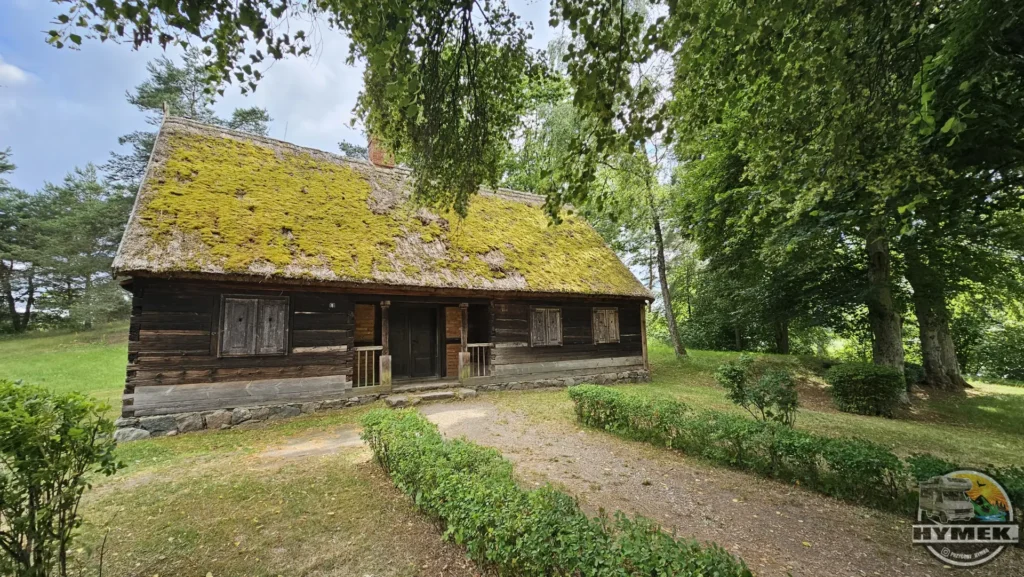 Muzeum - Kaszubski Park Etnograficzny im. Teodory i Izydora Gulgowskich we Wdzydzach - Hymek.pl