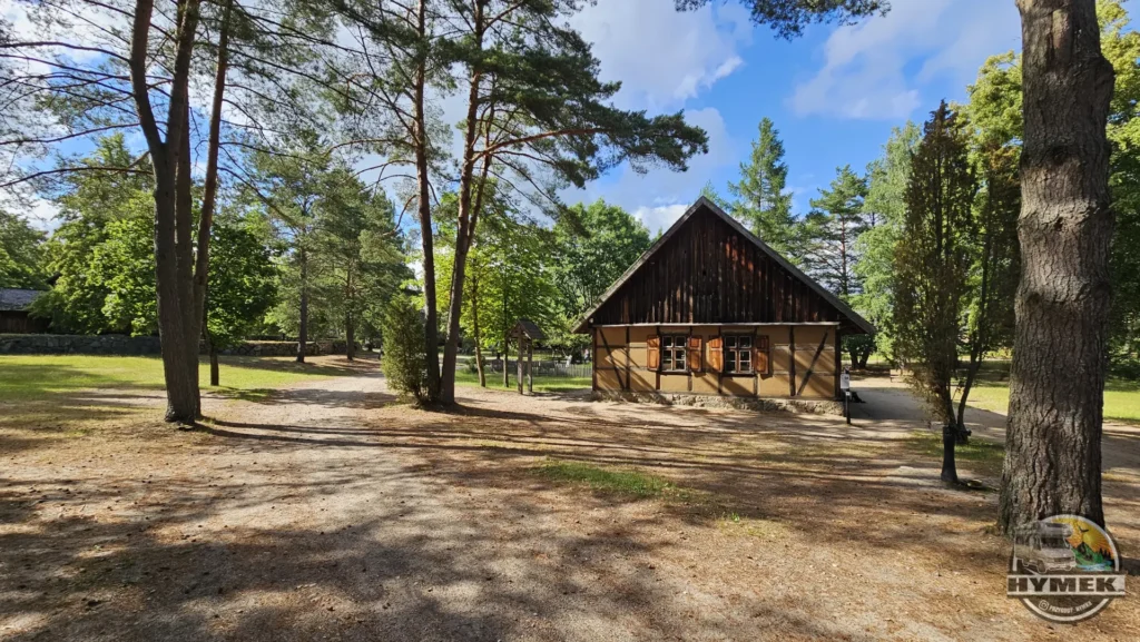 Muzeum - Kaszubski Park Etnograficzny im. Teodory i Izydora Gulgowskich we Wdzydzach - Hymek.pl
