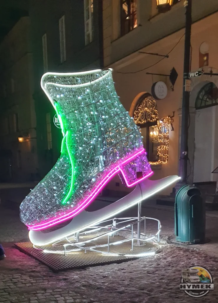 Walentynkowy spacer śladami warszawskiej iluminacji - Hymek.pl