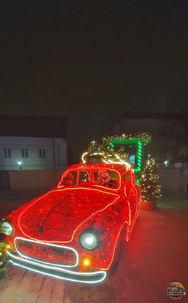 Walentynkowy spacer śladami warszawskiej iluminacji - Hymek.pl