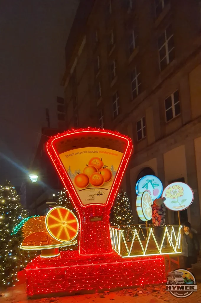 Walentynkowy spacer śladami warszawskiej iluminacji - Hymek.pl