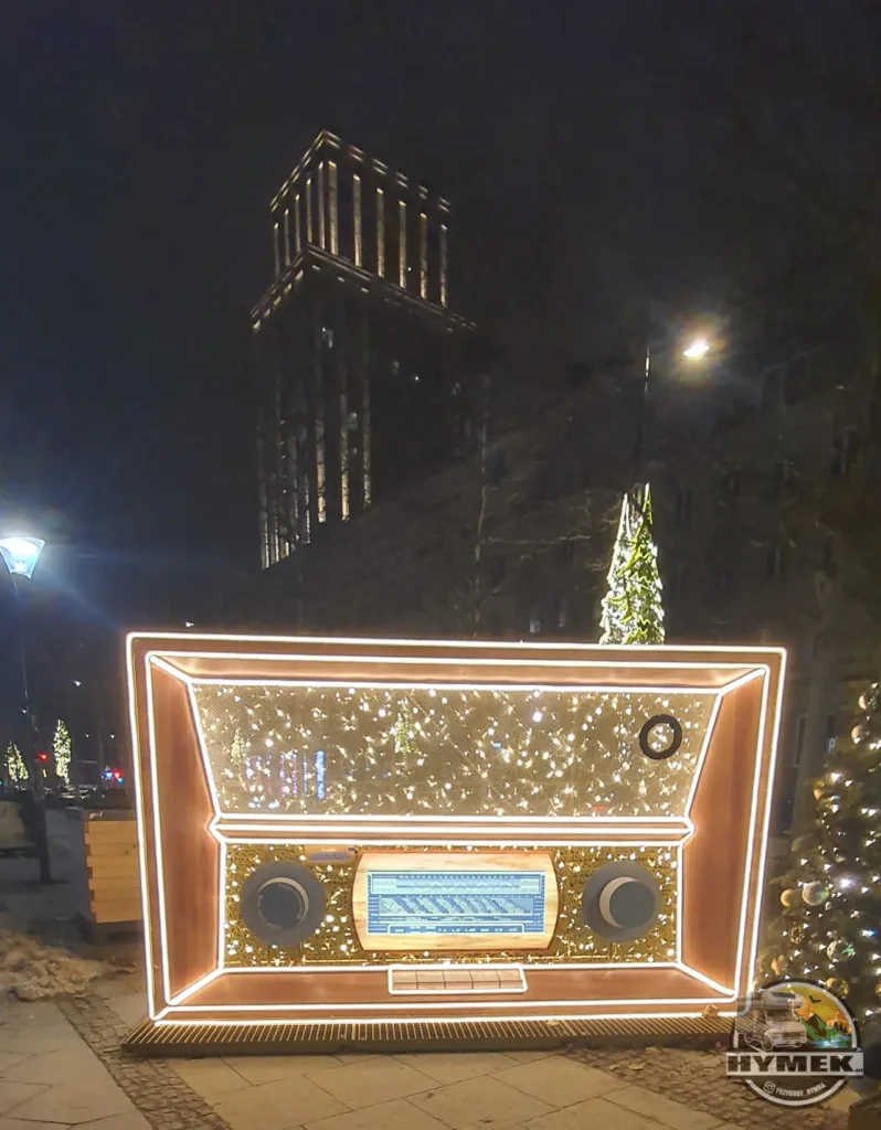Walentynkowy spacer śladami warszawskiej iluminacji - Hymek.pl