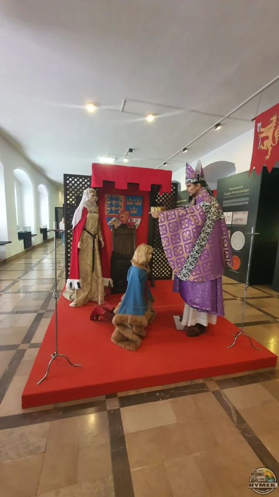 Zamek Książąt Pomorskich w Darłowie - Hymek.pl