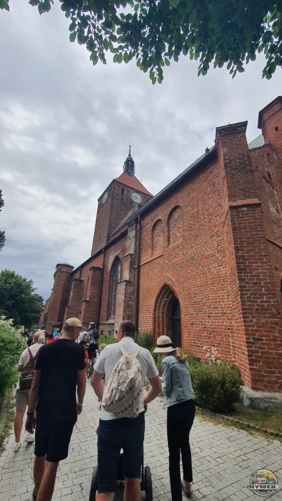 Klasztor Franciszkanów w Darłowie - Hymek.pl