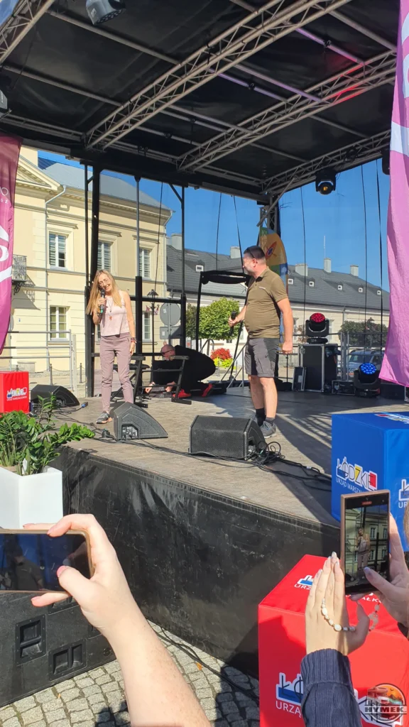 Strefa podróżników - Beata Pawlikowska i Adam Wyprawomianiak - Hymek.pl
