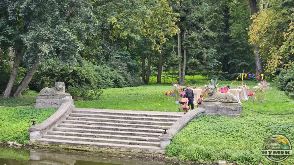 Muzeum Zamku w Oporowie - Hymek.pl