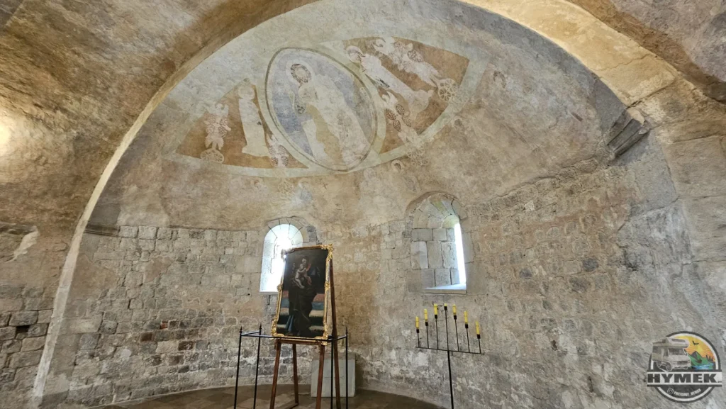 Archikolegiata NMP Królowej i św. Aleksego - Hymek.pl